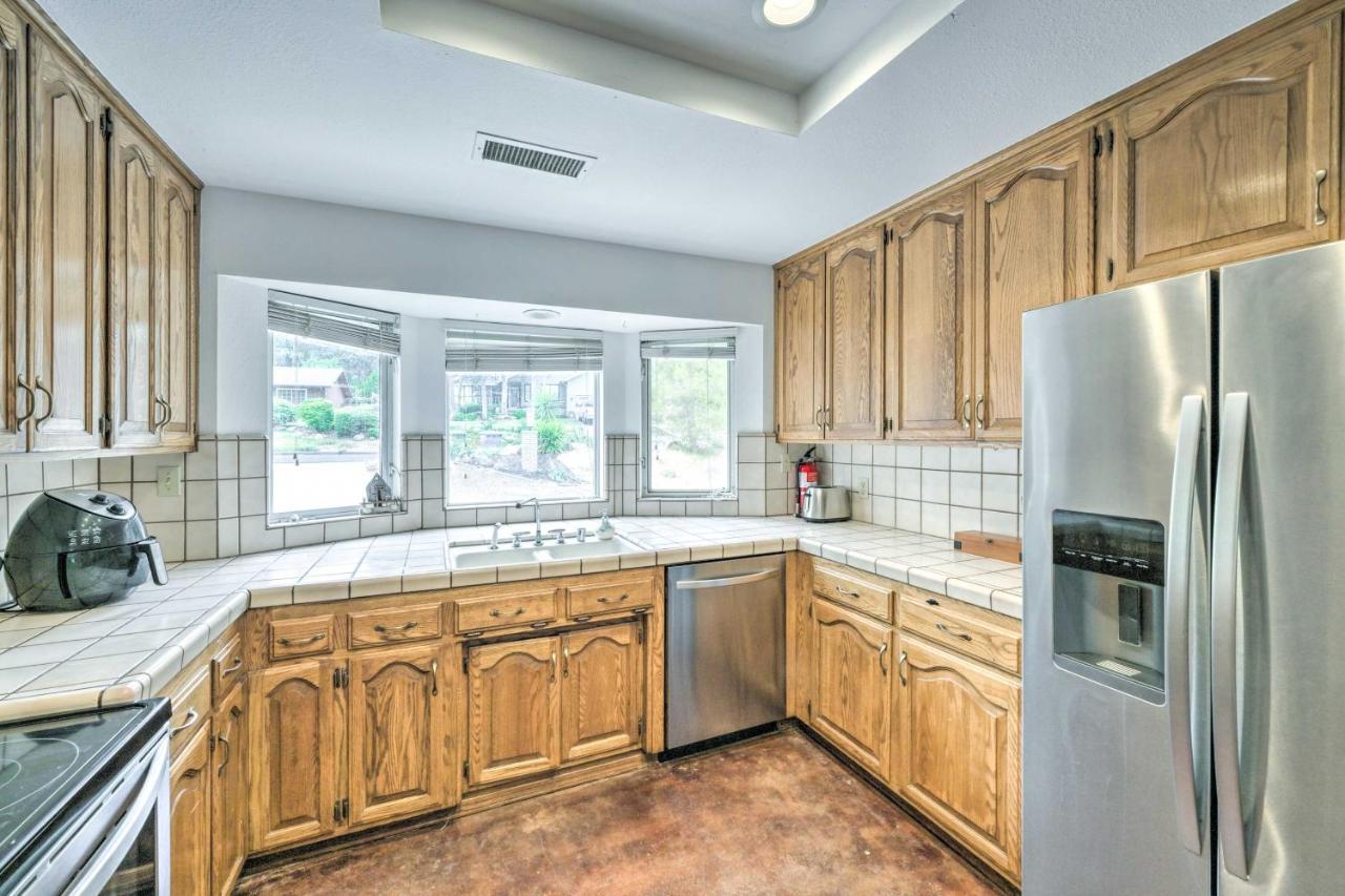 Charming Home Less Than 10 Mi To Sequoia Natl Park! Трі-Риверс Екстер'єр фото
